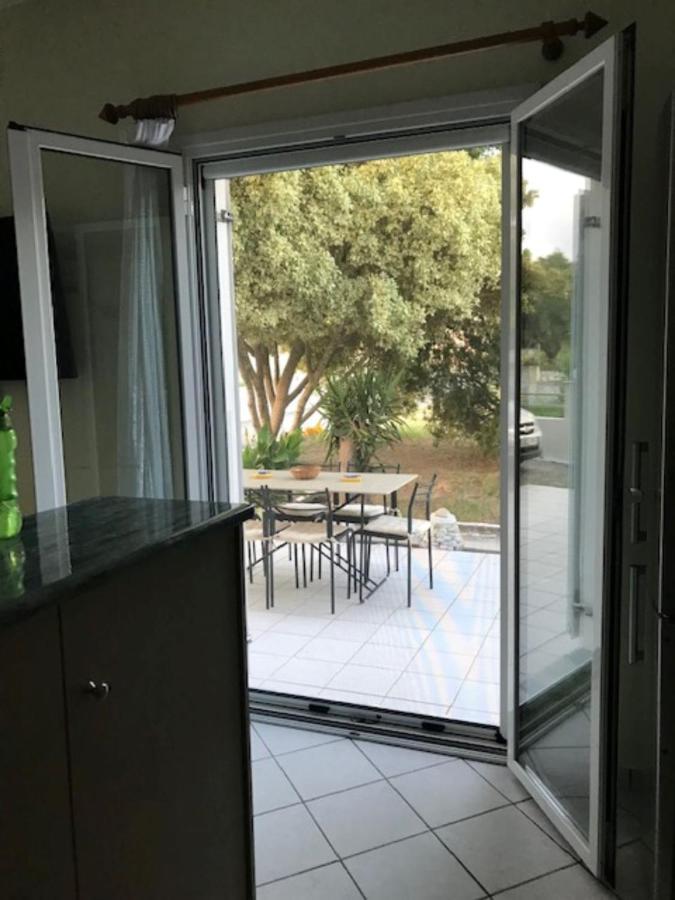 里科索翁Filippos House公寓 外观 照片
